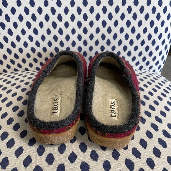 Taos Woolderness 2 Clogs Size 9 - Picture 3 of 7